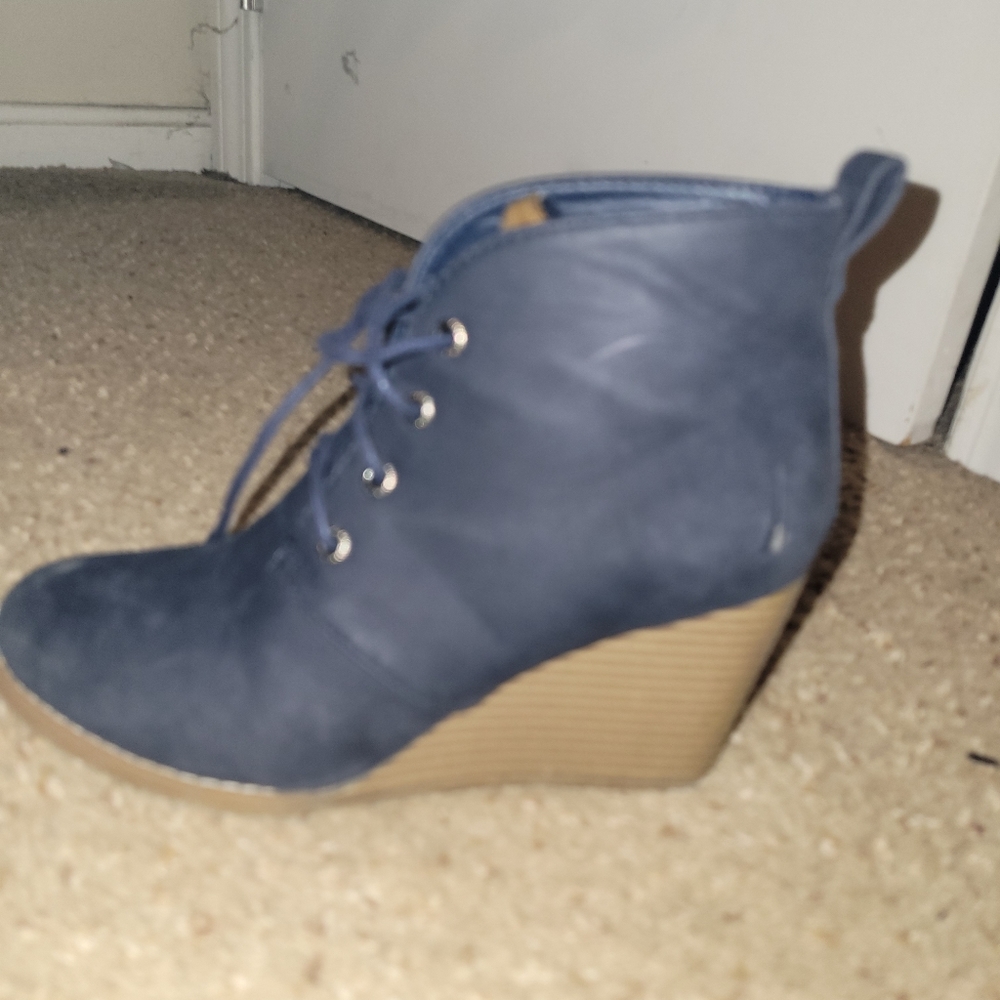 Wedges - Picture 3 of 3